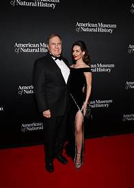 Video thumbnail for Who is Bill Belichick's girlfriend Jordon Hudson? What to know about their relationship
