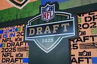 Video thumbnail for What time is NFL draft tonight? Day 2 estimated pick times, start time