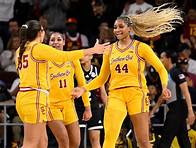 Video thumbnail for Women's March Madness Sweet 16 best games: Schedule, players to watch