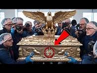 Video thumbnail for Scientists Finally Discover the Ark of the Covenant After 3,000 Years!