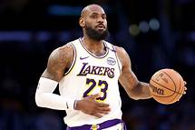 Video thumbnail for Which Teams Are in the 2025 NBA Playoff & Play-In Bracket? Everything to Know