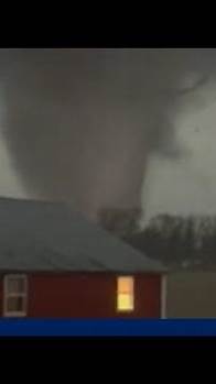 Video thumbnail for Powerful tornado touches down in Fryburg, Ohio