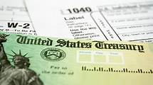 Video thumbnail for What is the last day to file taxes 2025? What to know about Tax Day, Tax refunds