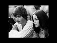 Video thumbnail for Leonard Whiting Sings "Romeo and Juliet"