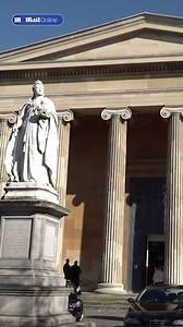 Video thumbnail for BBC presenter Jay Blades arrives at Worcester Crown Court
