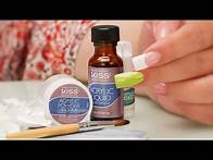 Video thumbnail for DIY: Kiss Acrylic Kit - A Pro Review
