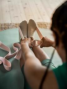 Video thumbnail for Discover DAJLIEN: A New Way to Work Out at Home