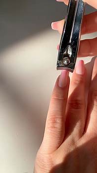 Video thumbnail for Customize Your Perfect Manicure with Glamnetic Nails