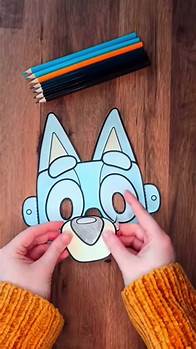 Video thumbnail for MYO Bluey Mask at Home 🐾 | Easy DIY craft for kids #theworks #kidscraft #bluey