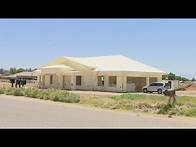 Video thumbnail for Phoenix-area company uses foam to build houses as material costs rise