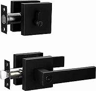 Video thumbnail for Berlin Modisch Contemporary Square Entry Lever Door Handle and Single Cylinder Deadbolt Locking Lever Handle Set [Front Door or Office] Right & Left Sided Doors Heavy Duty – Iron Black Finish