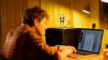 Video thumbnail for Writing a speech - Non-fiction and transactional writing - Edexcel - GCSE English Language Revision - Edexcel - BBC Bitesize