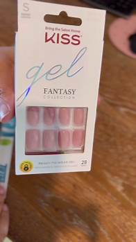 Video thumbnail for Get Ready for Gorgeous Nails with Kiss Press-Ons!