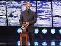 Video thumbnail for Eddie Murphy’s full Mark Twain speech and Bill Cosby impression His first live set in 28 years