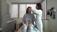 Video thumbnail for What is nail melanoma? 21-year-old details spotting skin cancer on nail