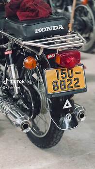 Video thumbnail for Exploring Classic Honda Bikes in Japan