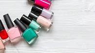 Video thumbnail for Mystery solved! Why my gel nail polish manicures changed color on one hand