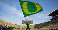 Video thumbnail for The DuckTerritory War Room: What we've heard around Oregon football and recruiting before Washington