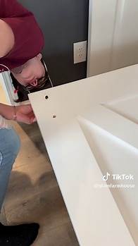 Video thumbnail for How to Install a Barn Door Easily in 6 Steps