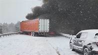 Video thumbnail for I-40 reopens after deadly crash in Williams