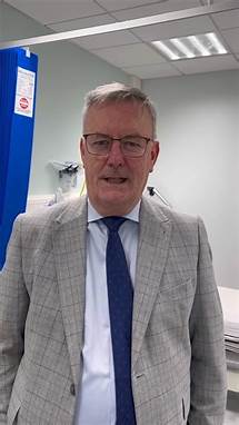 Video thumbnail for Minister for Health, Mike Nesbitt visits Altnagelvin Hospital