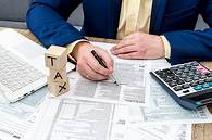 Video thumbnail for Withholding Tax Explained: Types and How It's Calculated