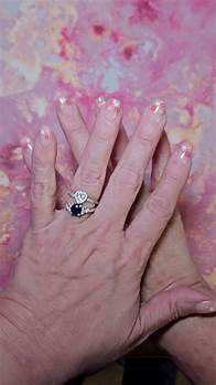 Video thumbnail for Glamnetic Pretty Bloom Press-On Nails 🌸 | Easy, Gorgeous Spring Nails in Minutes! #pressonnails