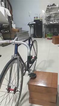 Video thumbnail for Vintage Fixed Gear - NJS and Beyond