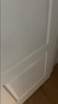 Video thumbnail for Creaking door sound effect