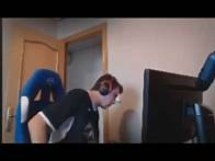 Video thumbnail for Tense1983 smashes his keyboard