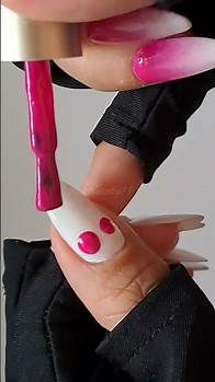 Video thumbnail for Easy Blooming Gel Nail Designs #shorts