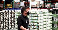 Video thumbnail for Costco workers vote to strike; current contract expires Jan. 31