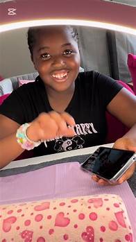 Video thumbnail for Creative Pink Acrylic Nails for Girls