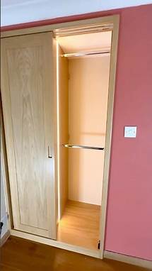 Video thumbnail for Sliding Door Wardrobe in Oxford | Bespoke Oak Shaker Design with LED Lighting