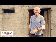 Video thumbnail for Renovation project Portugal - Rustic barn door build EP72