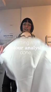 Video thumbnail for Understanding True Spring Color Analysis